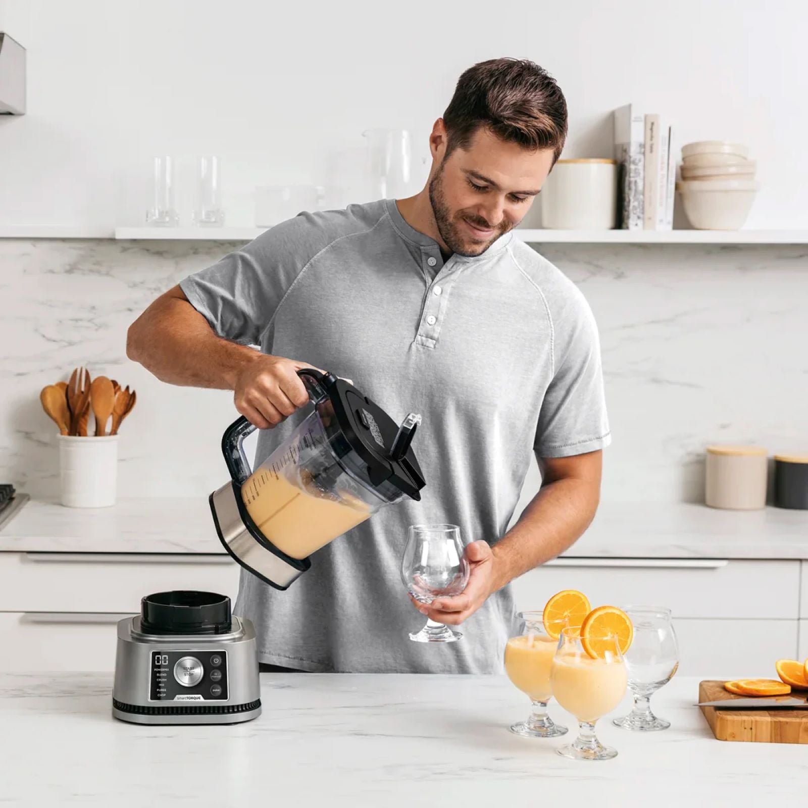 NINJA FOODI 3 IN 1 AKILLI TORK VE AUTO-IQ SİSTEMLİ POWER NUTRİ BLENDERGÜMÜŞ