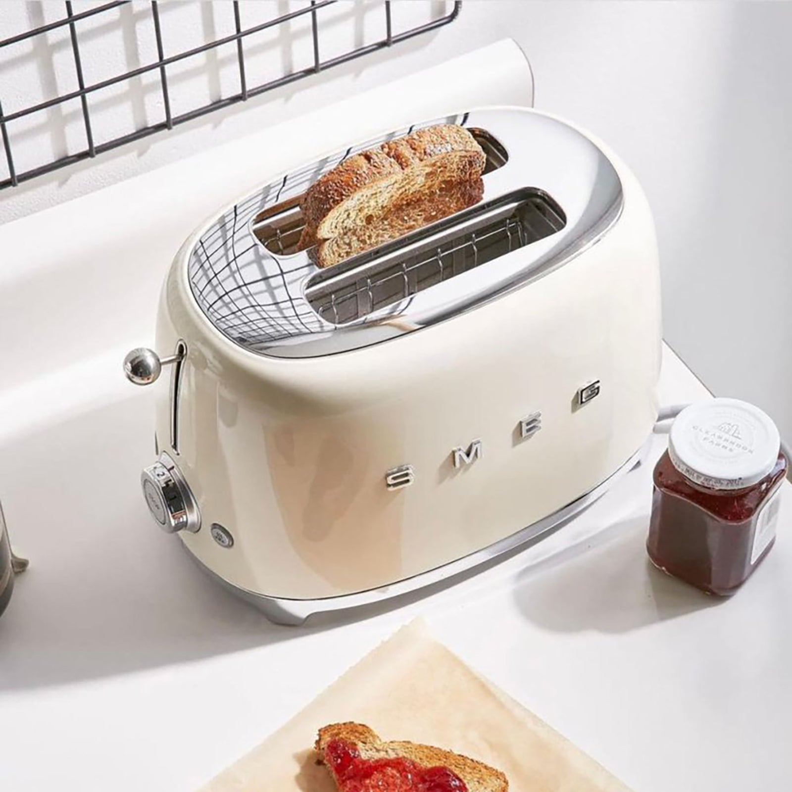 Smeg 2x2 Ekmek Kızartma Makinesi Cream Tsf01Creu